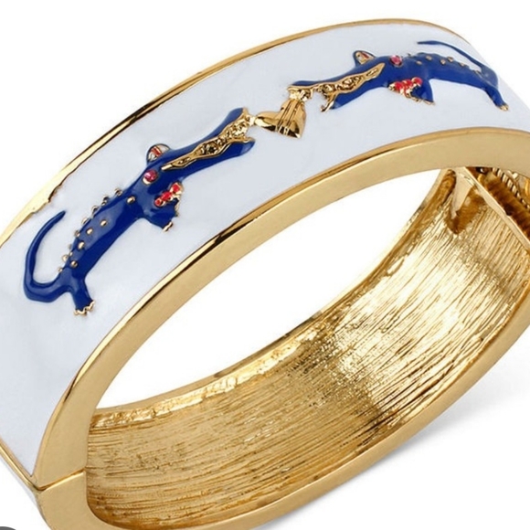 Betsey Johnson Jewelry - Betsey Johnson Braclet